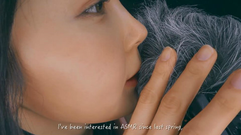 ASMR蓬松的耳语擦刷 听完推荐